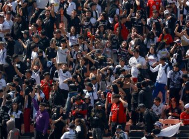 Hinchas de Colo-Colo en el arengazo previo al duelo frente a la UC