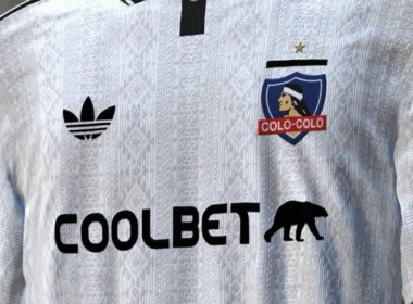 Diseño de camiseta de Colo-Colo.