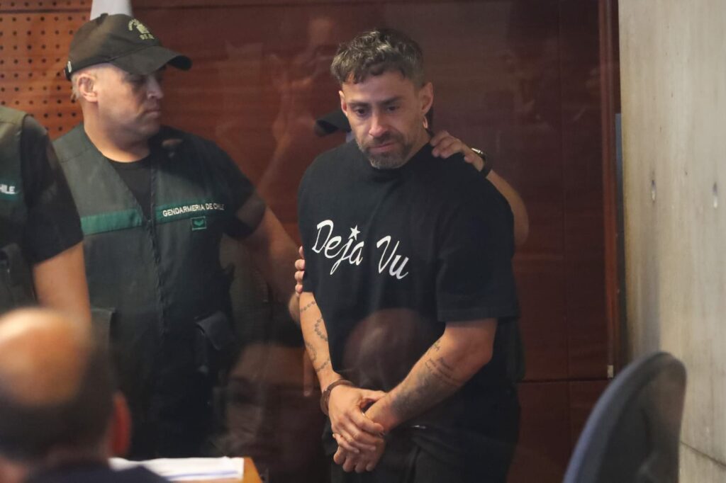 Primer plano a Jorge Valdivia durante su formalización.