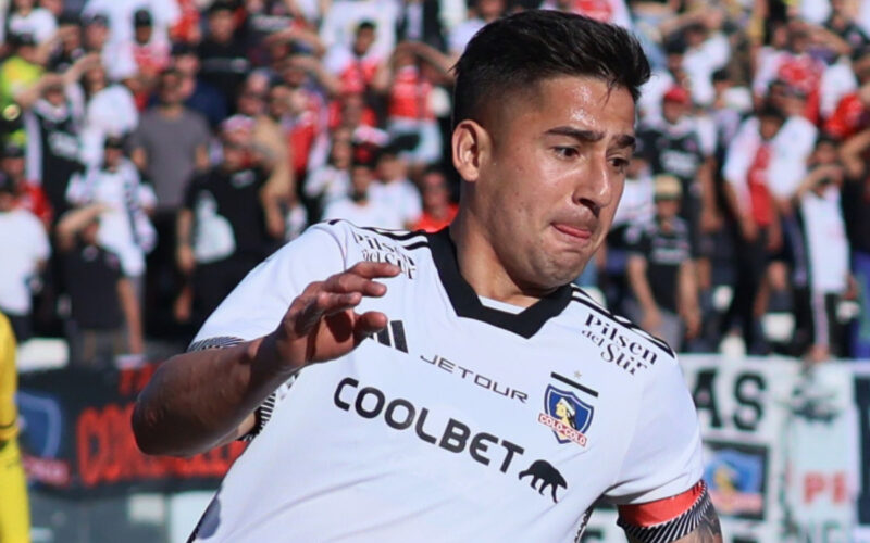 Guillermo Paiva con la camiseta de Colo-Colo.