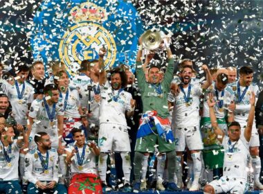 Real Madrid celebrando la obtención de una UEFA Champions League.