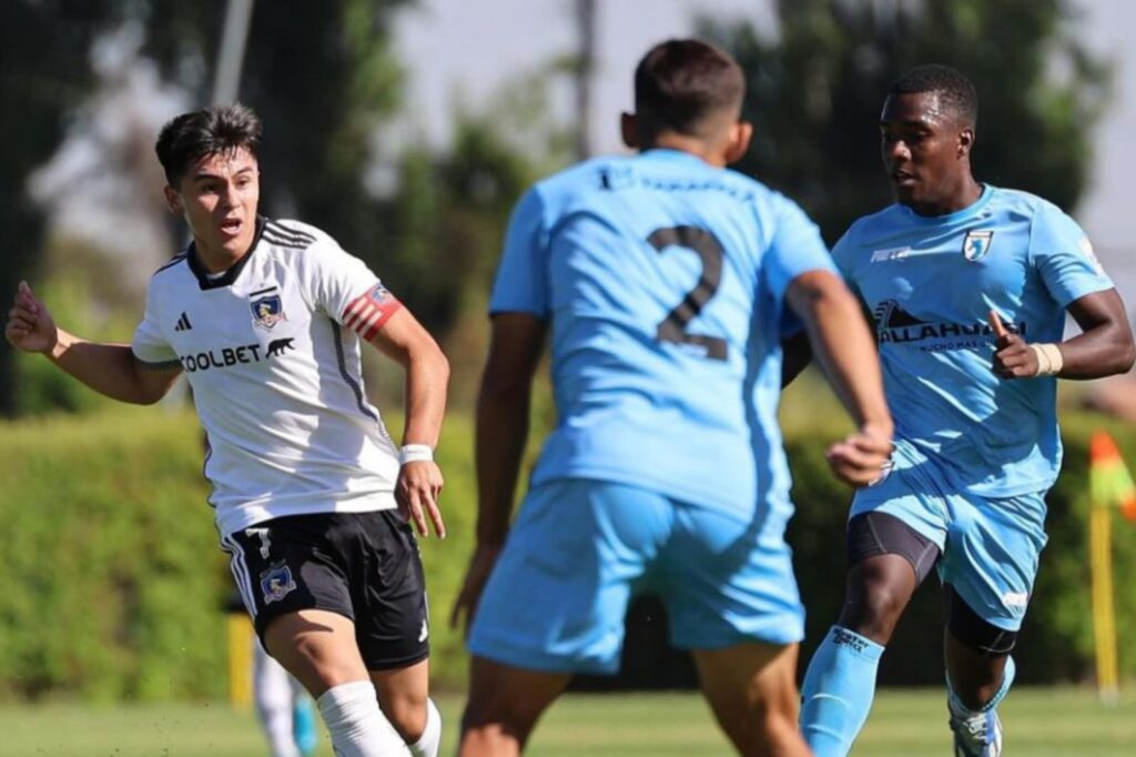 Bastián Silva en el partido de Colo-Colo Proyección vs Deportes Iquique.