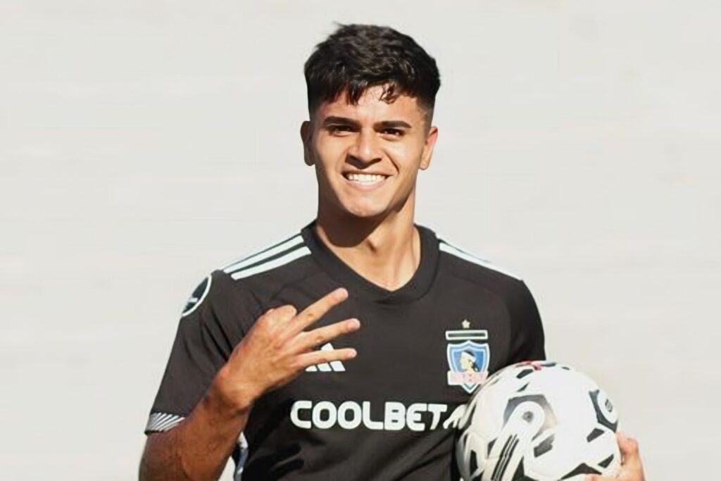 Primer plano a Matías Pinto celebrando un gol en la Copa Libertadores Sub-20.