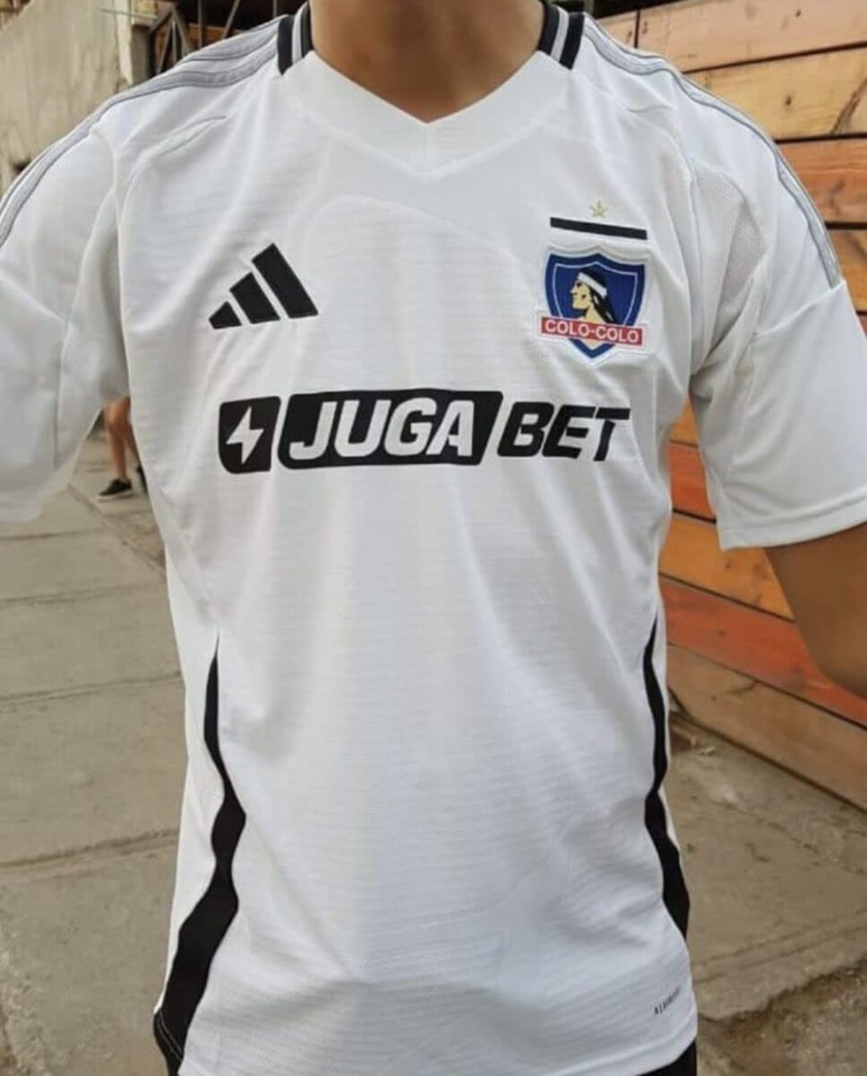 Camiseta de Colo-Colo 2025