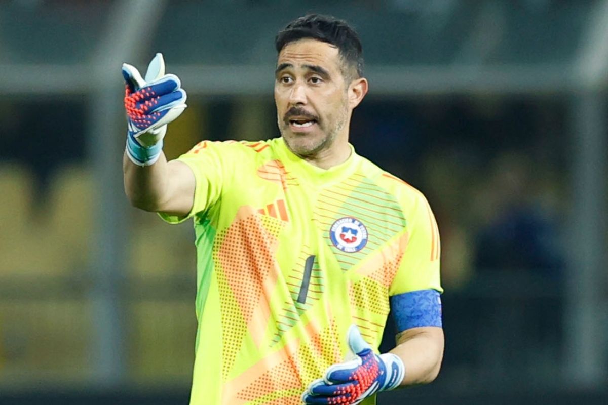 Claudio Bravo en la Selección Chilena.