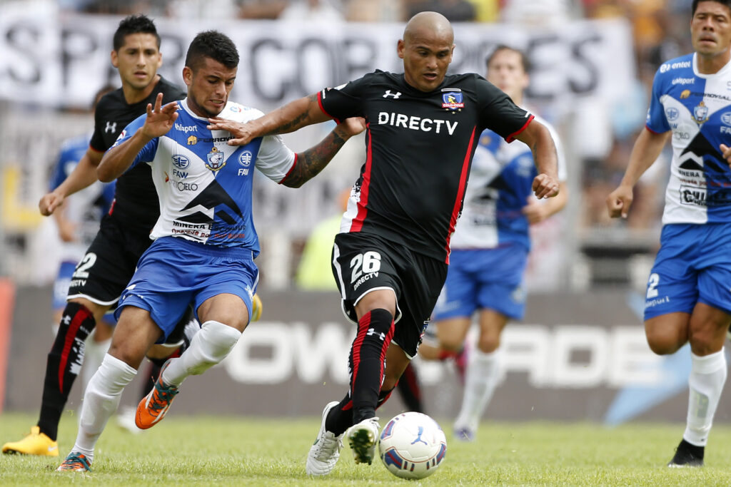 Humberto Suazo en Colo-Colo.