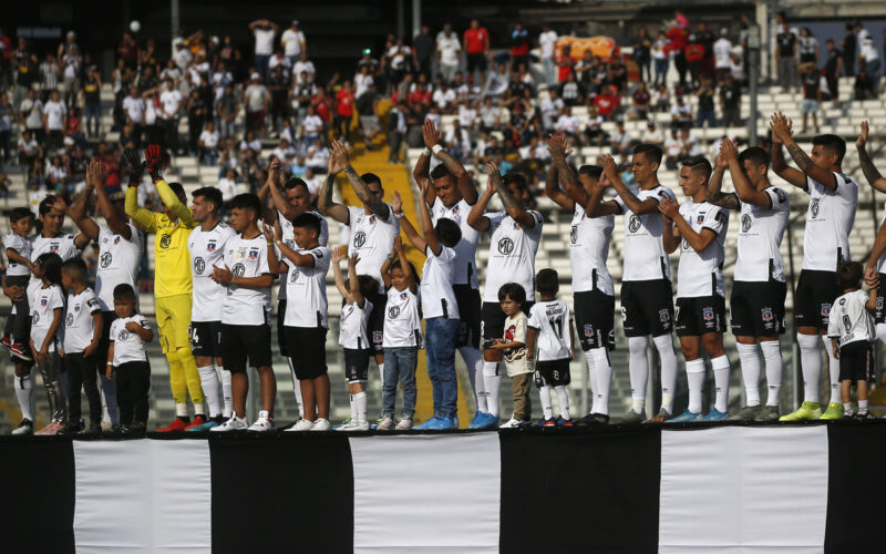 Jugadores de Colo-Colo presentados en la Noche Alba 2020.