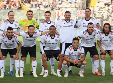 Futbol, Colo Colo vs River Plate. Duelo de las Leyendas 2024. El equipo de Colo Colo es fotografiado durante el partido amistoso Duelo de las Leyendas disputado en el estadio Monumental de Santiago, Chile. 7/12/2024 Dragomir Yankovic/Photosport Football, Colo Colo vs River Plate Legends of duel 2024 Colo ColoÕs team are pictured during the friendly match Legends of duel at Monumental stadium in Santiago, Chile. 7/12/2024 Dragomir Yankovic/Photosport