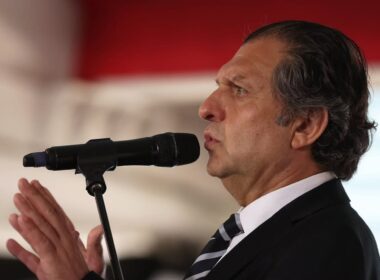 Aníbal Mosa en el Estadio Monumental.