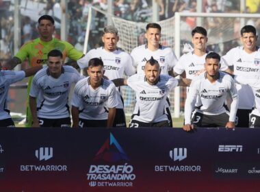 Formación de Colo-Colo para enfrentar a Racing de Avellaneda.