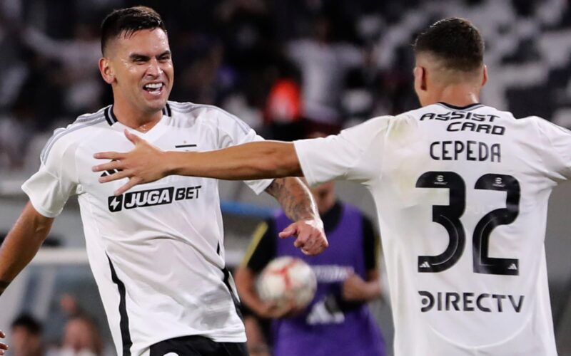 Sebastián Vegas y Lucas Cepeda celebrando el gol del defensor contra Deportes Limache.