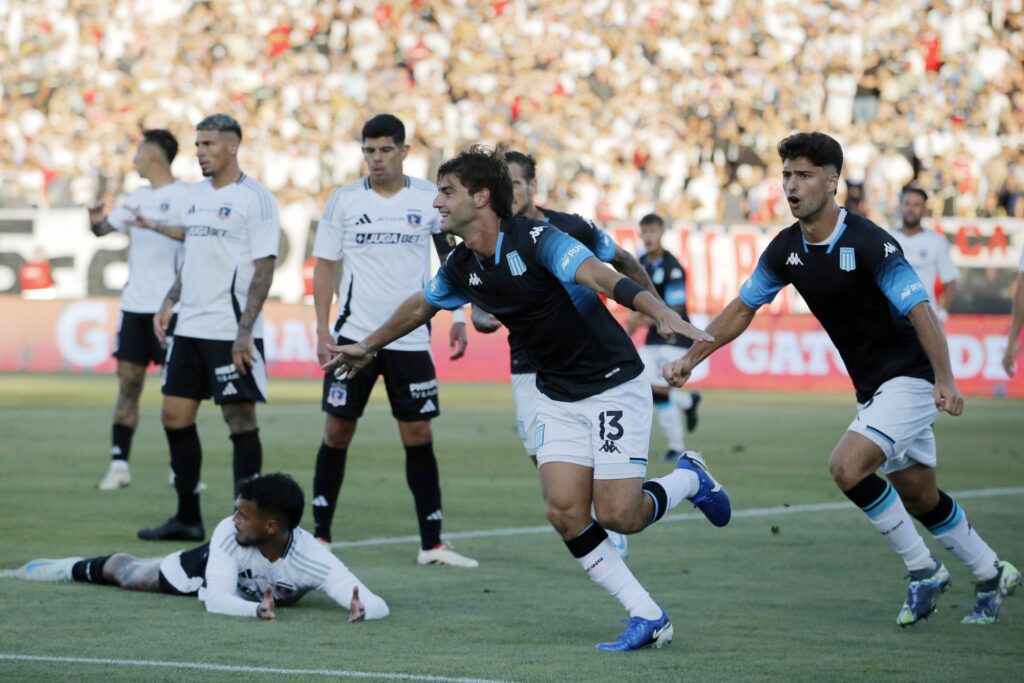 Santiago Solari celebrando un gol contra Racing Club,