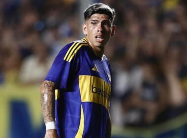 Carlos Palacios con la camiseta de Boca Juniors