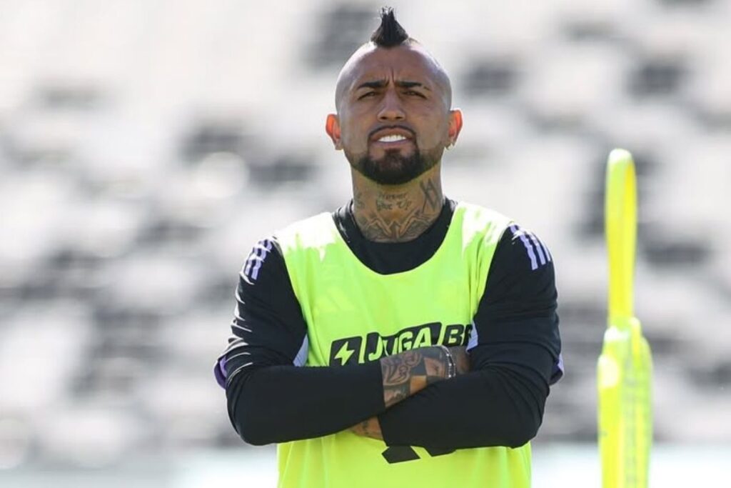 Arturo Vidal en un entrenamiento de Colo-Colo.