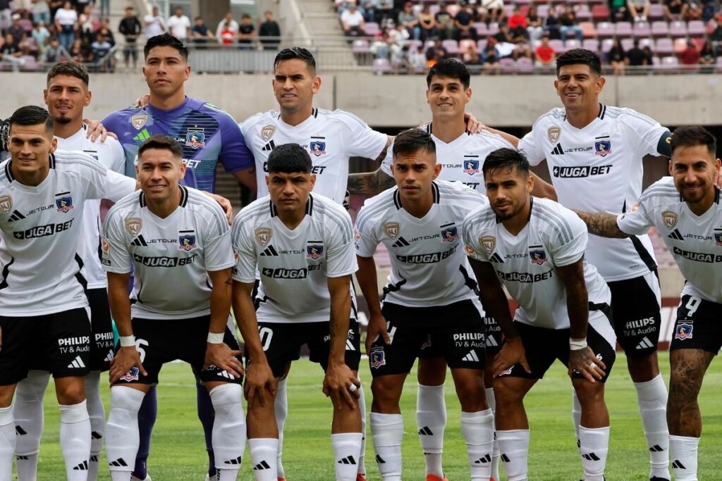 Formación de Colo-Colo para enfrentar a Deportes La Serena.