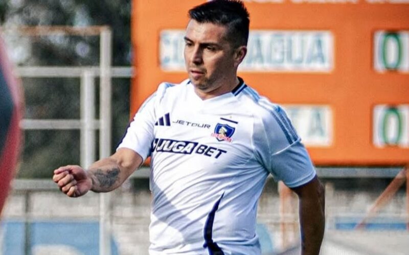 Gonzalo Fierro en la Gira Centenario de Colo-Colo.