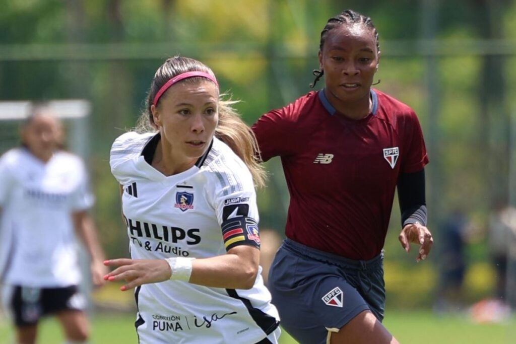 Yanara Aedo en el duelo de Colo-Colo femenino vs Sao Paulo.