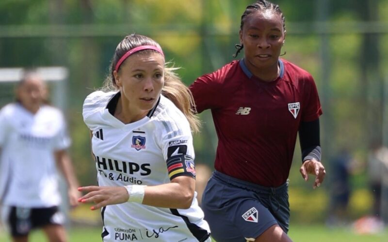 Yanara Aedo en el duelo de Colo-Colo femenino vs Sao Paulo.