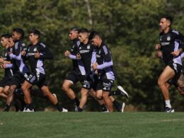 Entrenamiento Colo-Colo en el Campo de Entrenamiento del Sifup.