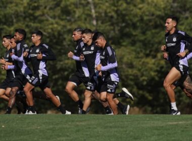 Entrenamiento Colo-Colo en el Campo de Entrenamiento del Sifup.