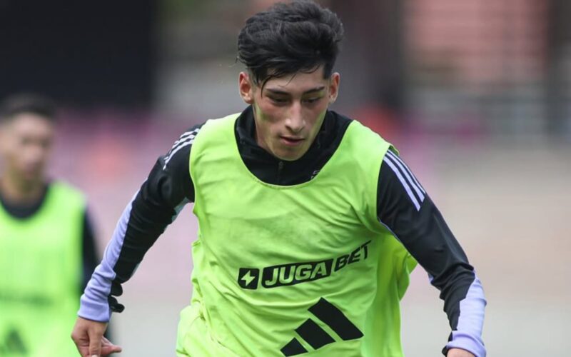 Francisco Marchant en un entrenamiento de Colo-Colo.