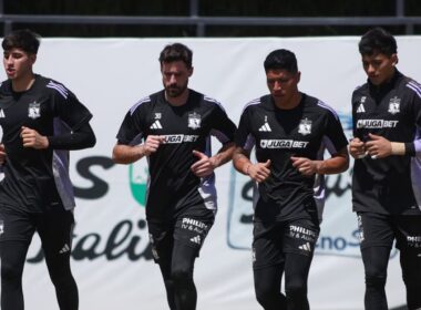 Gabriel Maureira, Fernando de Paul, Brayan Cortés y Eduardo Villanueva en el entrenamiento de Colo-Colo.