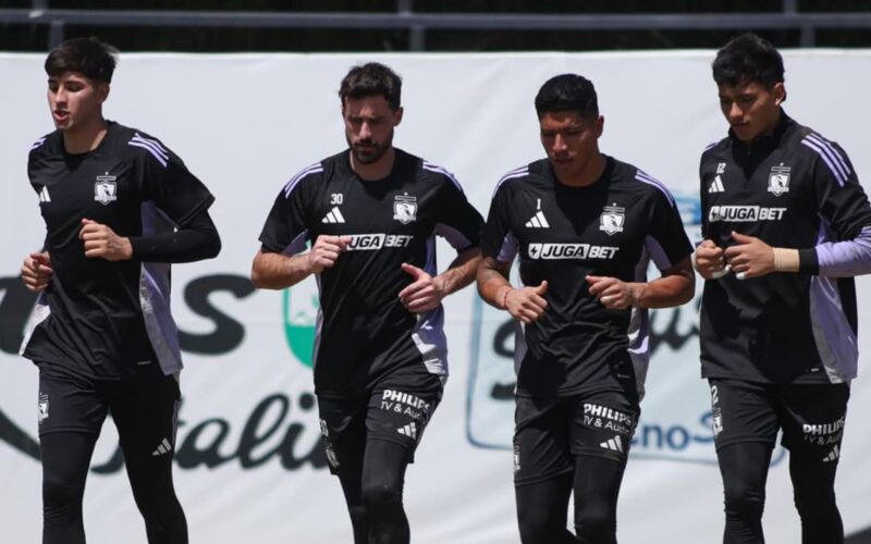 Gabriel Maureira, Fernando de Paul, Brayan Cortés y Eduardo Villanueva en el entrenamiento de Colo-Colo.