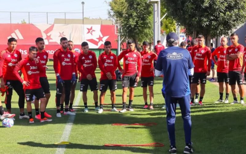 Entrenamiento de la Selección Chilena en Juan Pinto Durán.