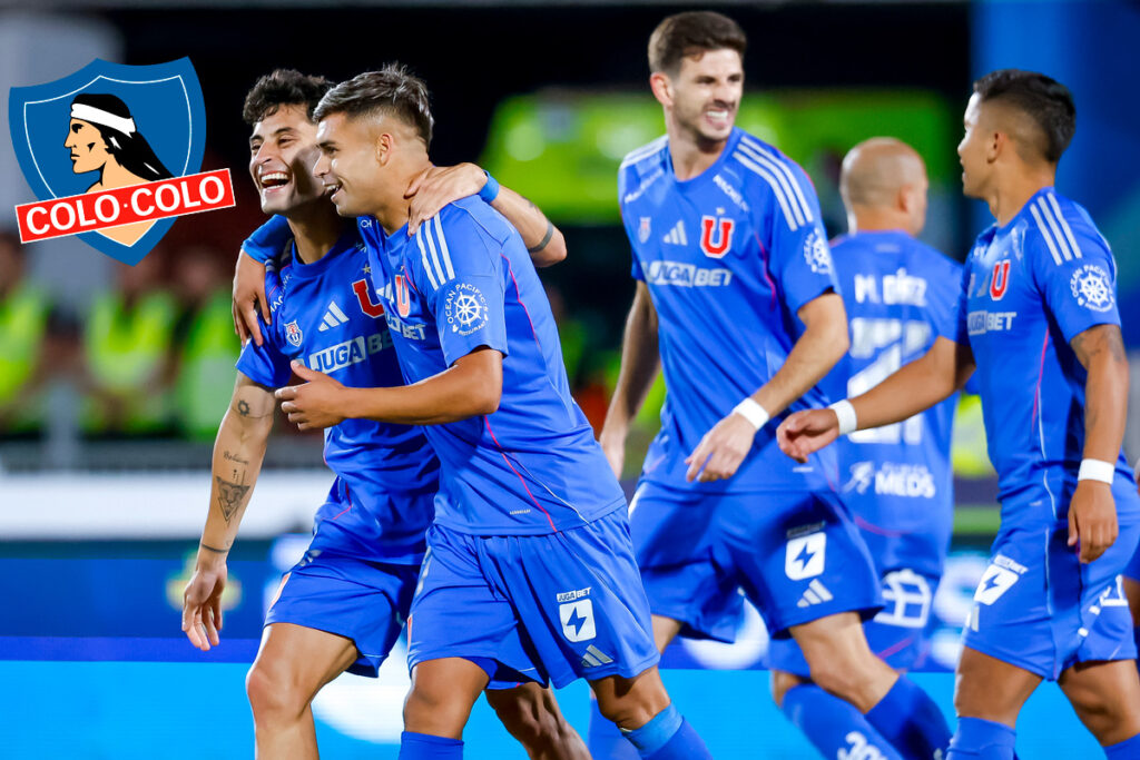 Jugadores de Universidad de Chile celebrando un gol.