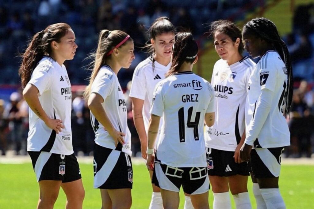 Colo-Colo Femenino durante el partido vs Huachipato.