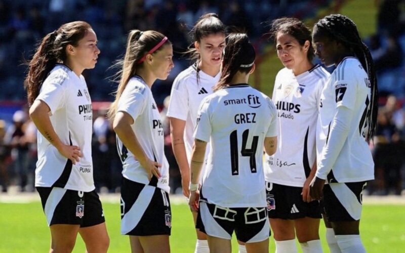 Colo-Colo Femenino durante el partido vs Huachipato.