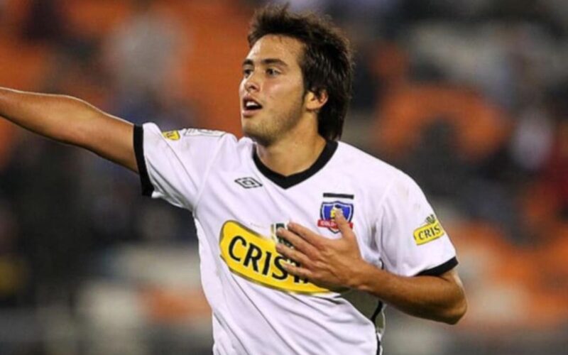 Cristóbal Jorquera con la camiseta de Colo-Colo.