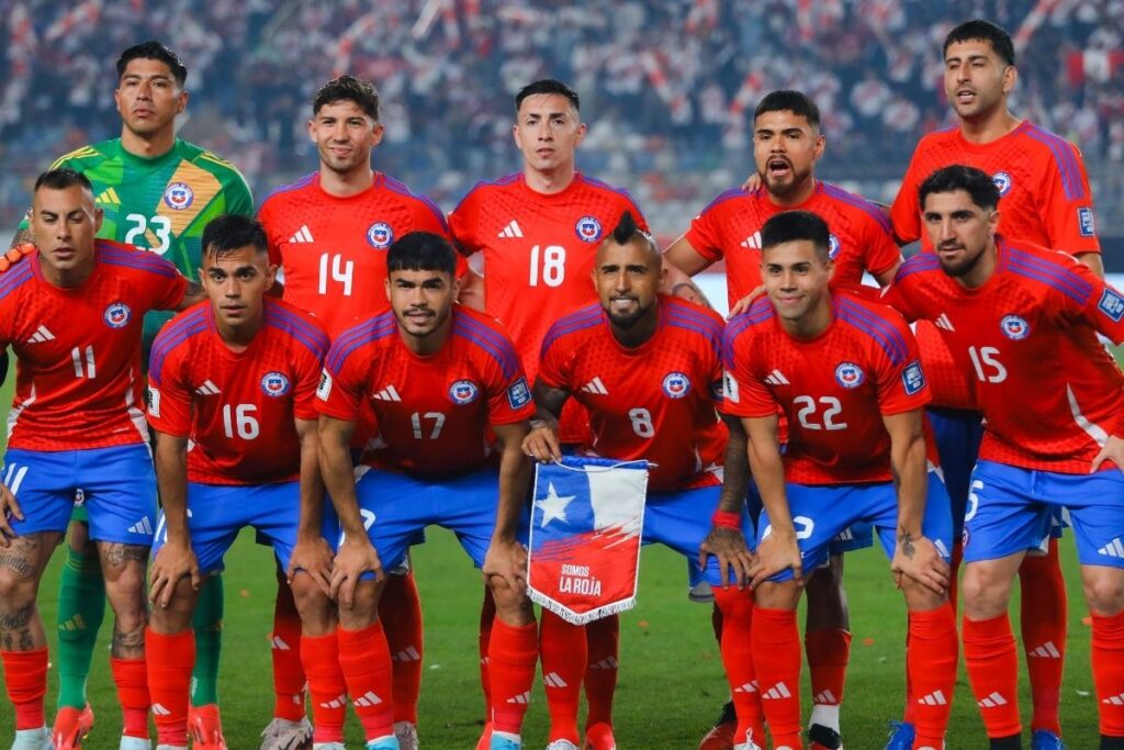 Formación de La Roja para enfrentar a Perú