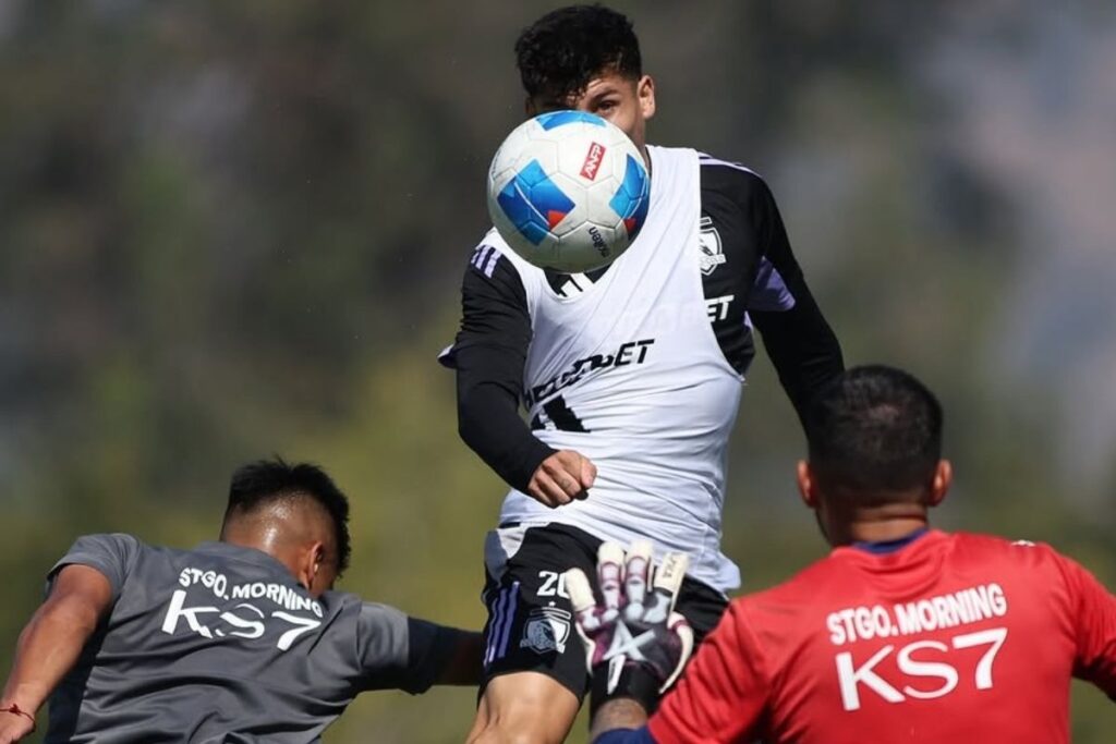 Colo-Colo disputó un partido amistoso frente a Santiago Morning