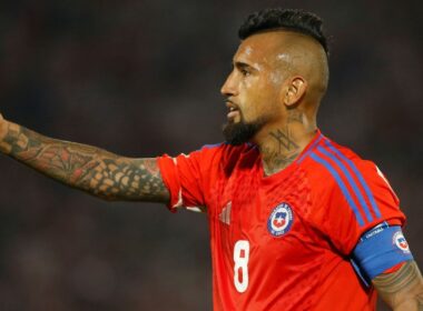 Arturo Vidal en el duelo de la Roja frente a Paraguay