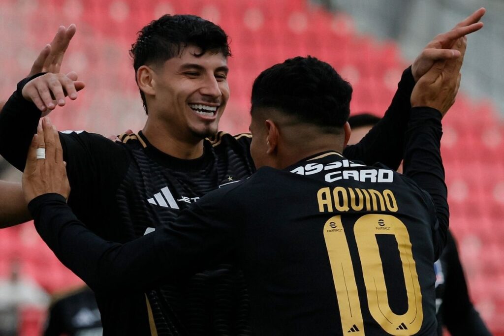 Colo-Colo se mantiene segundo en la tabla de posiciones del Grupo B