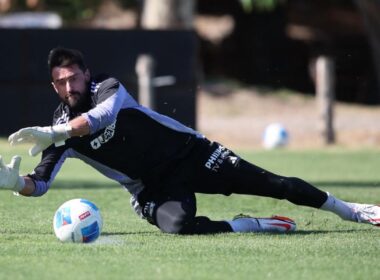 Fernando de Paul en el entrenamiento de Colo-Colo.