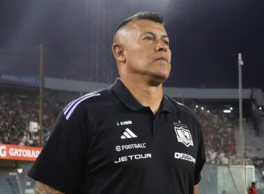 Jorge Almirón en el Estadio Monumental.