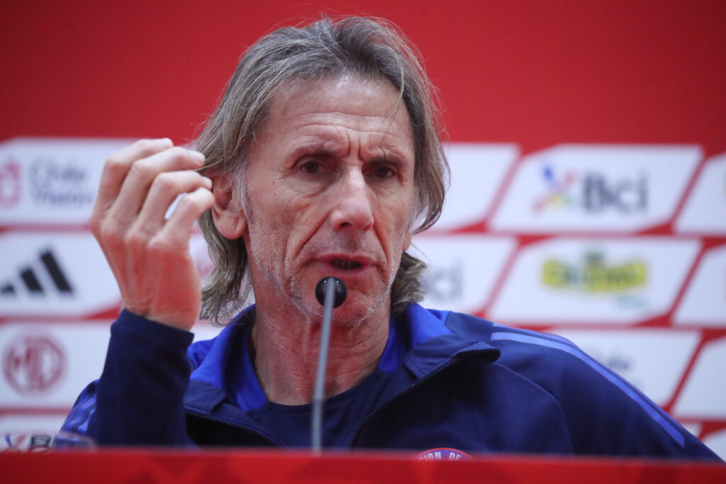 Futbol, Conferencia de prensa seleccion chilena. El entrenador de la selección chilena Ricardo Gareca realiza conferencia de prensa previo al partido contra Ecuador realizado en el la sede de la ANFP Santiago, Chile. 24/03/2025 Jonnathan Oyarzun/Photosport Football, Chilean national team press conference The coach of the Chilean team Ricardo Gareca holds a press conference prior to the match against Ecuador held at the ANFP headquarters in Santiago, Chile 24/03/2025 Jonnathan Oyarzun/Photosport